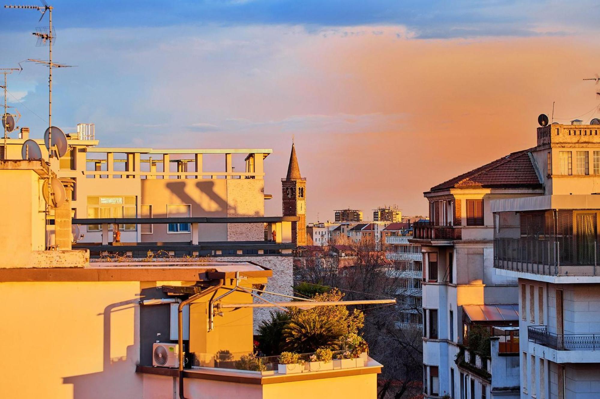 Sant'Ambrogio Charme Apartment มิลาน ภายนอก รูปภาพ