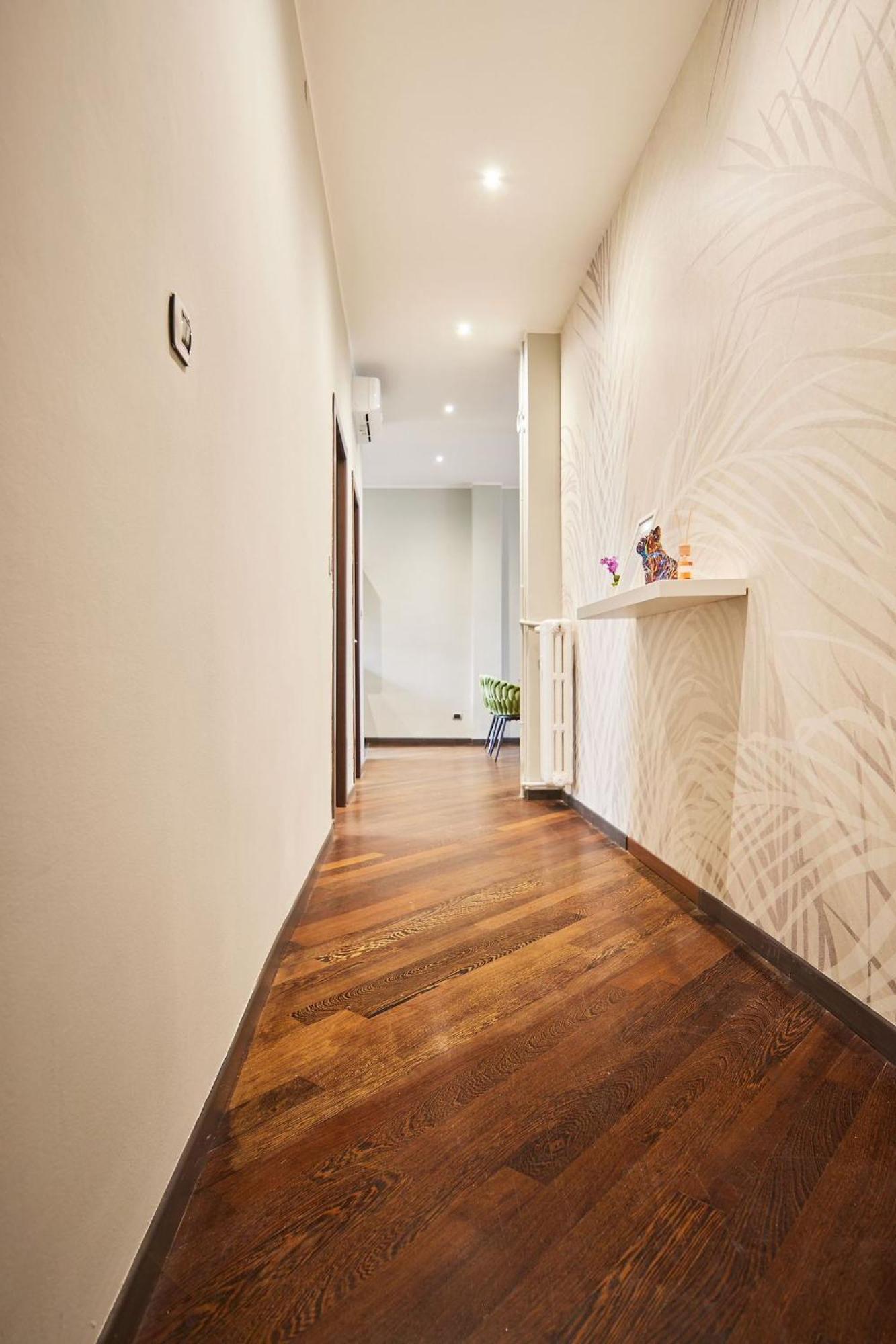 Sant'Ambrogio Charme Apartment มิลาน ภายนอก รูปภาพ